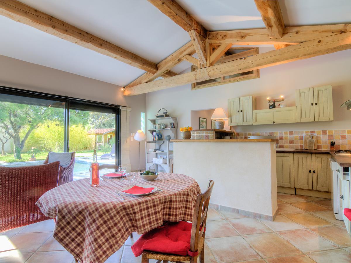 Holiday Home Bezert Carpentras Exterior foto