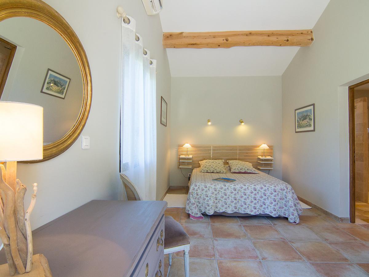 Holiday Home Bezert Carpentras Exterior foto