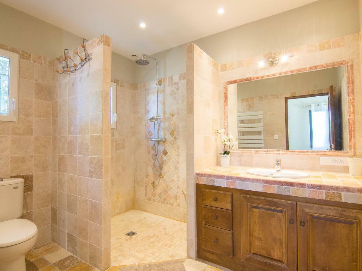 Holiday Home Bezert Carpentras Exterior foto