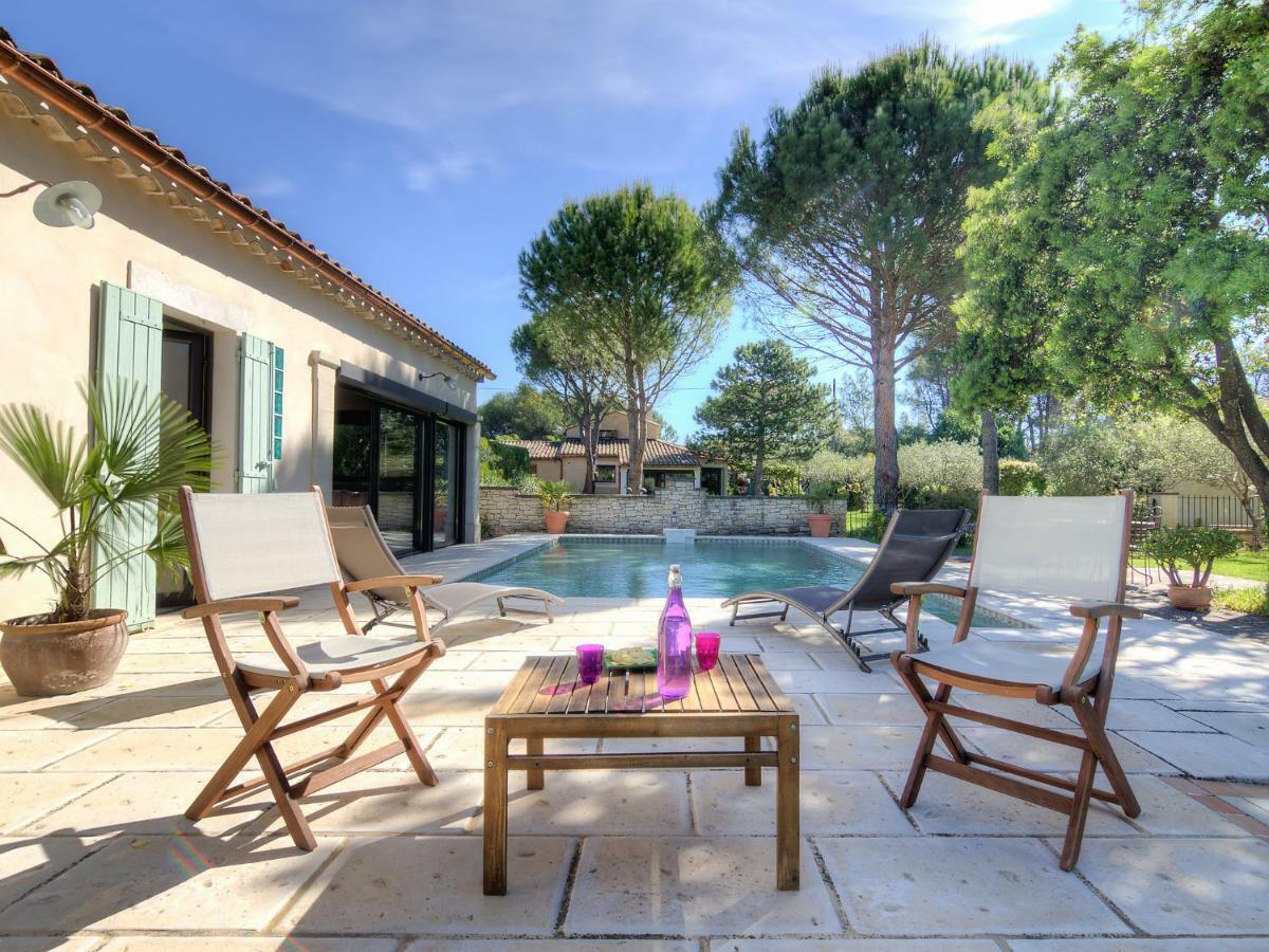 Holiday Home Bezert Carpentras Exterior foto